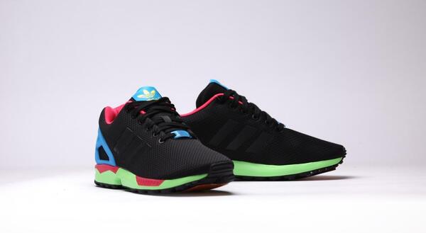 【あーる】 adidas Originals ZX Flux 